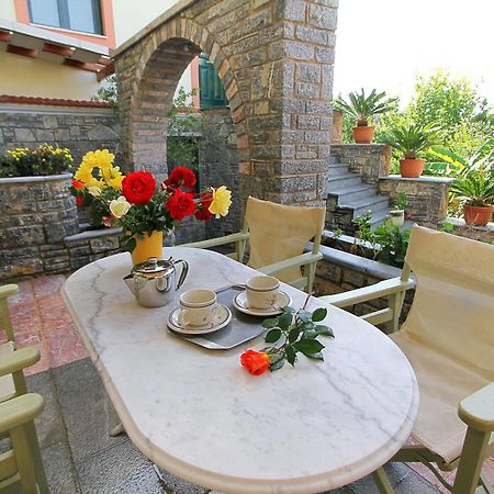 Cozy Residences In The Center Of Volissos Village - Lydia Lithos- 외부 사진